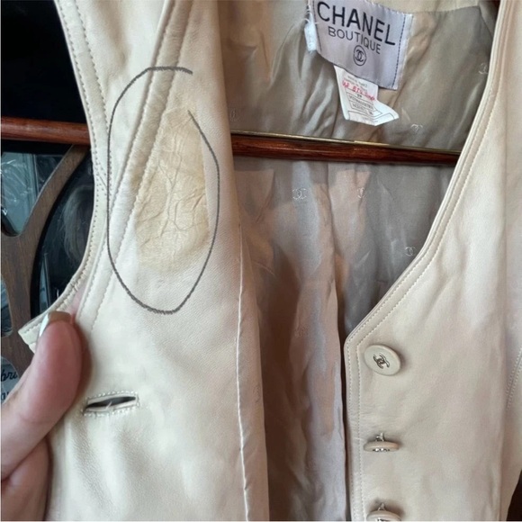CHANEL BOUTIQUE Vintage Lambskin Sleeveless Longline Vest Creme Sz 38 With COA - Picture 15 of 16